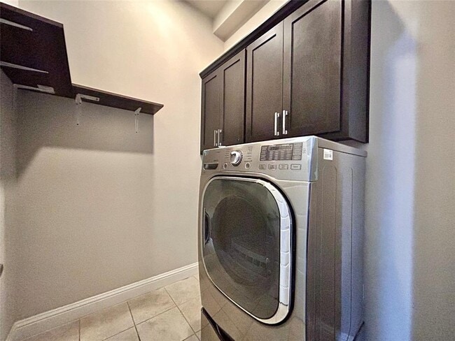 Building Photo - 9313 Kyles Stake Rd