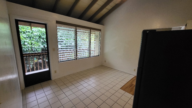 Building Photo - 555 La'aloa Ave