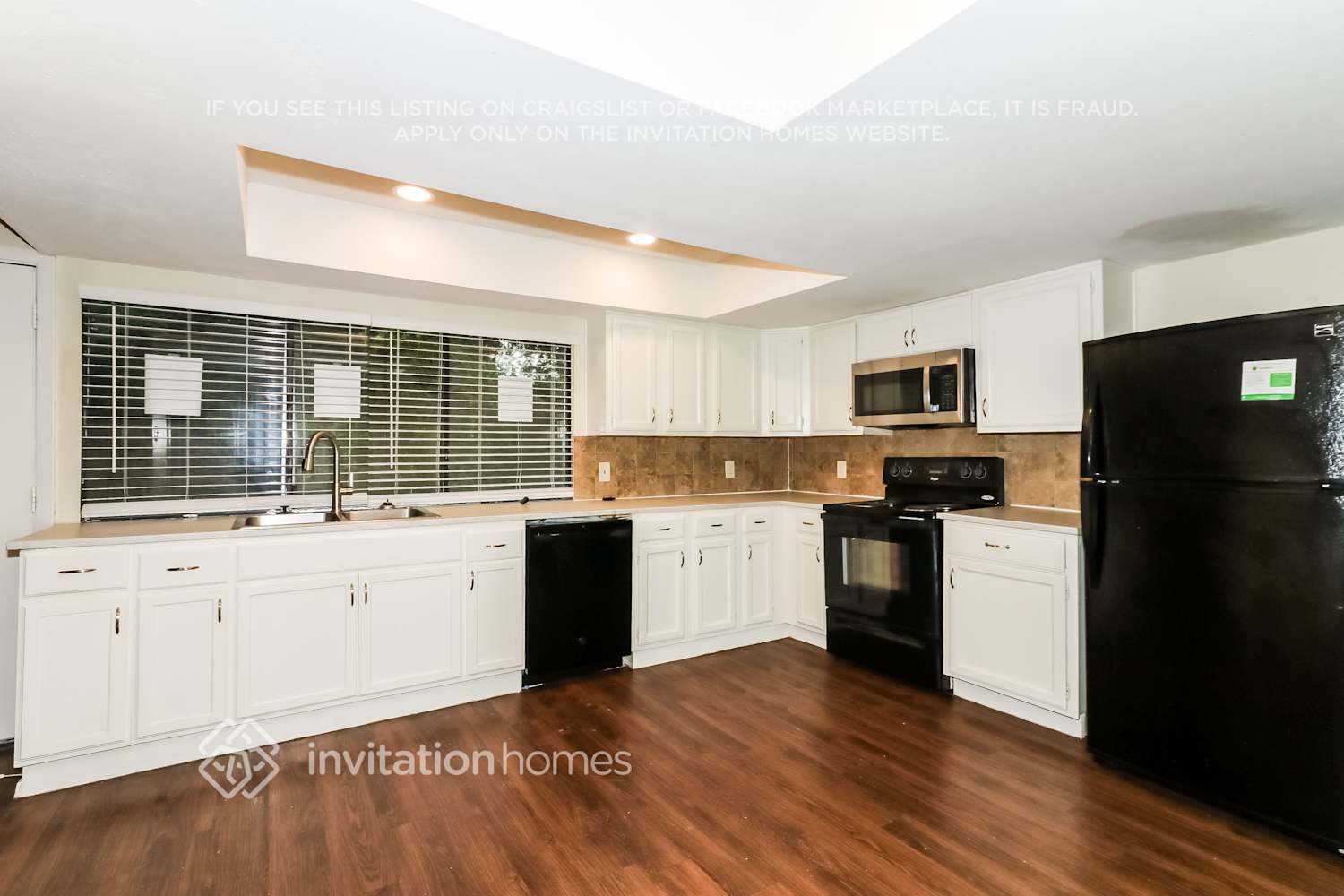 Building Photo - 3811 Coltwood Dr