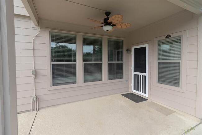 Building Photo - 21534 Pointed Oak Ln