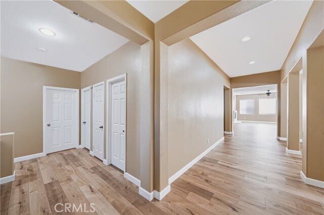 Building Photo - 1833 English Oak Way