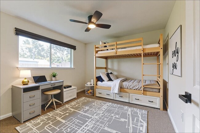 Building Photo - 431 Topsail Way