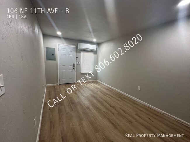 Building Photo - Updated 1 bed, 1 bath apartment with centr...