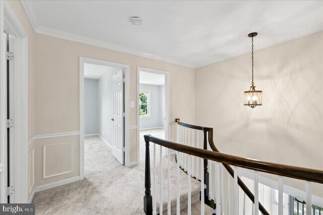 Building Photo - 4527 Sawgrass Ct