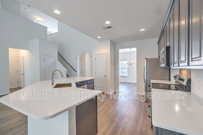 Building Photo - 459 Green Park Ln