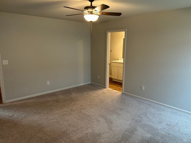 Building Photo - 1170 Rockwell Dr