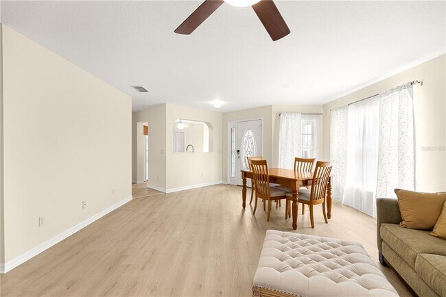 Building Photo - 9770 SW 92nd Place Rd