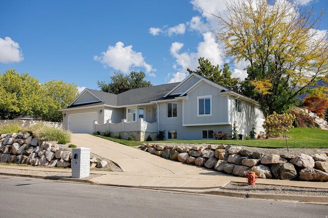 Building Photo - 1306 Thornfield Rd