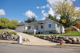 Building Photo - 1306 Thornfield Rd