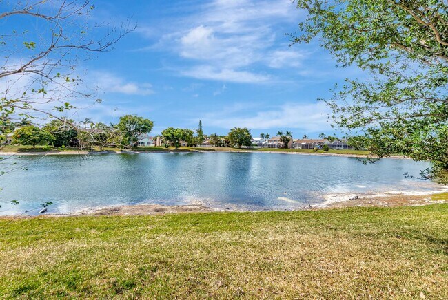 Building Photo - 12153 Boca Reserve Ln