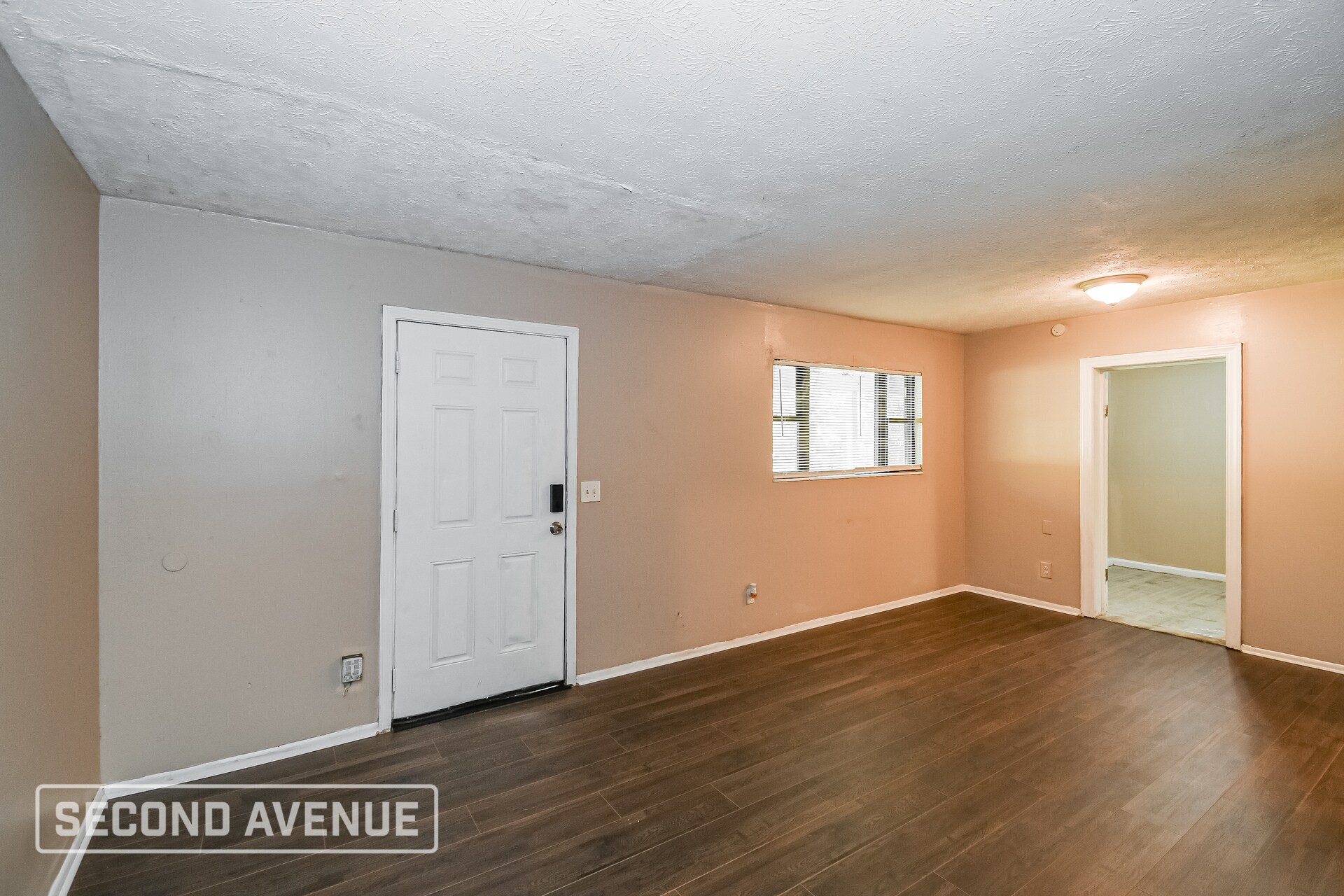 Building Photo - 2318 Looking Glass Ln