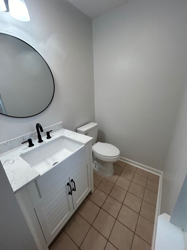 Building Photo - 240-53 Jamil Road, Columbia, SC 29210