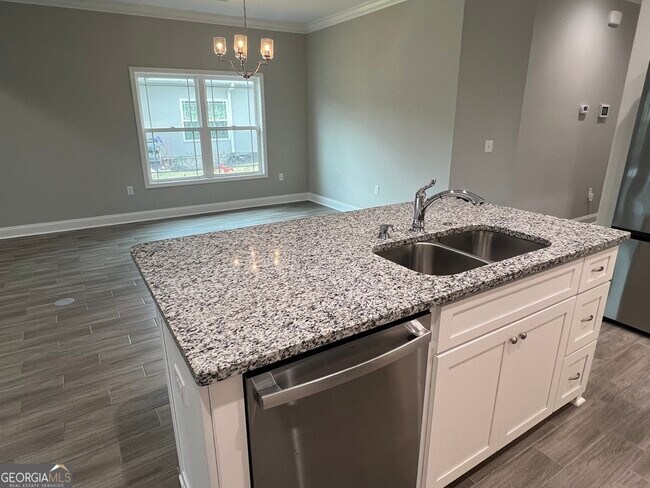 Building Photo - 102 Richard Lee Dr