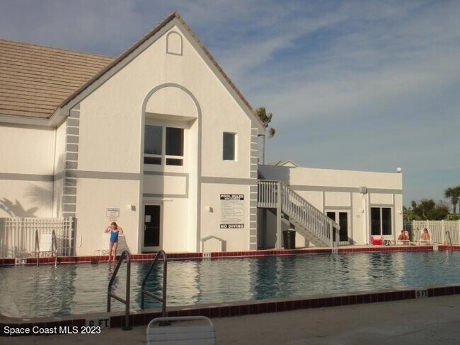Building Photo - 211 Ocean Park Ln