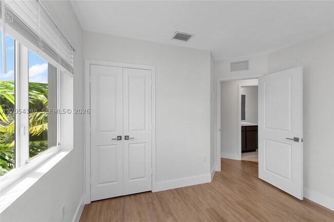 Building Photo - 20817 NW 9th Path