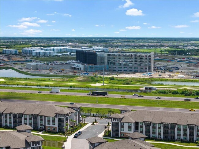 Building Photo - 10348 Oakside Dr