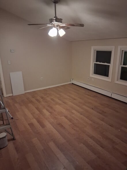 Primary Photo - 775 Knotty Oak Rd