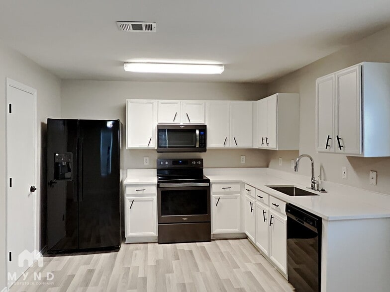 Building Photo - 4041 Salty Marsh
