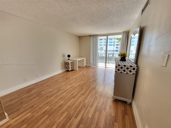 Building Photo - 501 Three Islands Boulevard