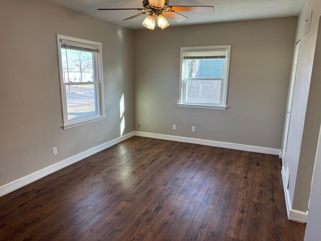 Building Photo - 3827 Keota Ave