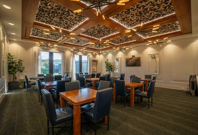 Building Photo - 17081 Five Waters Ave