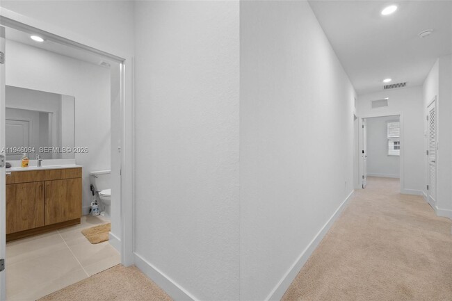 Building Photo - 131 SW 171st Terrace