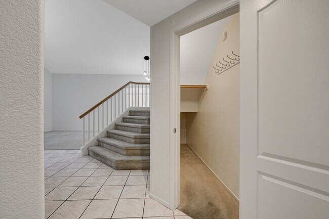 Building Photo - 8621 Sierra Cima Ln