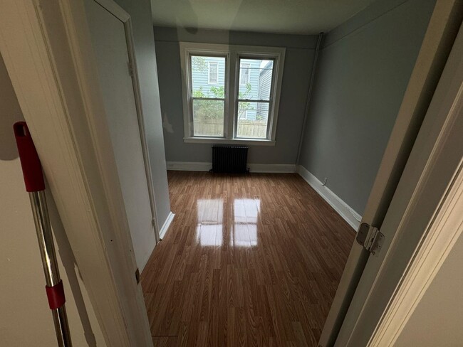 Primary Photo - 136 W 30th St