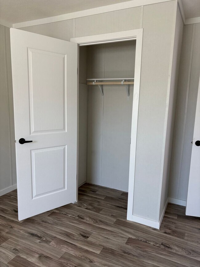 Building Photo - 139 Hubert Blvd