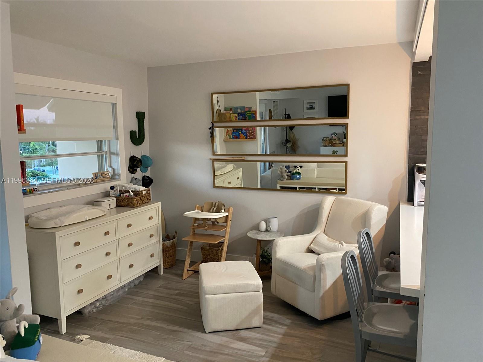 Building Photo - 2201 Brickell Ave