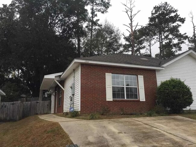 Primary Photo - 1700 Corey Wood Cir
