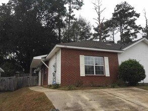 Building Photo - 1700 Corey Wood Cir