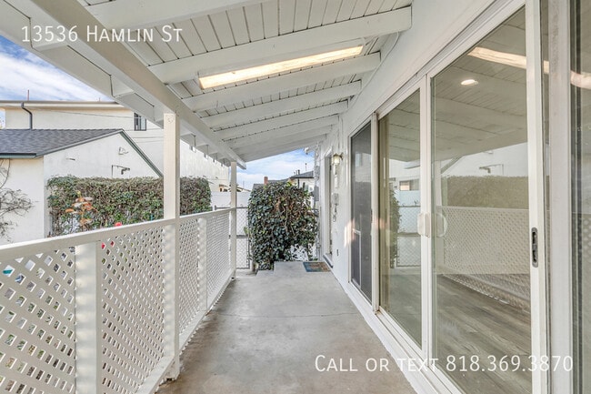 Building Photo - 13536 Hamlin St