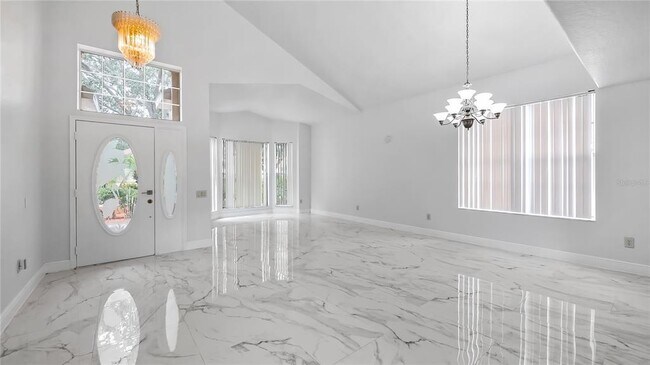 Building Photo - 7843 St Andrews Cir
