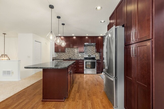 Building Photo - 14430 SE 194th St