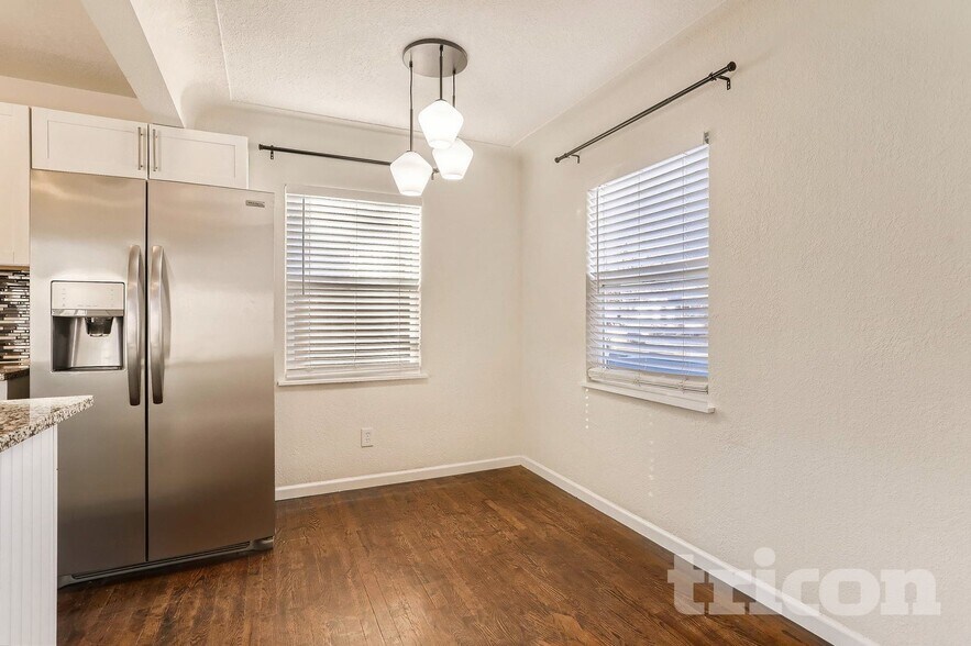 Building Photo - 1364 Ironton St