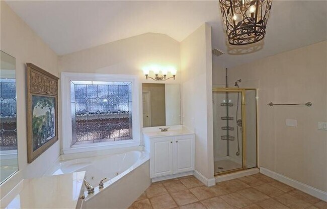 Building Photo - 1183 Dunwoody Village Dr