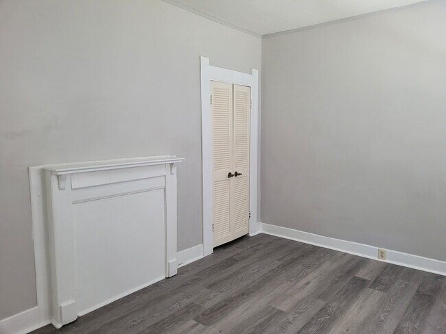 Building Photo - 112 Boston Ct