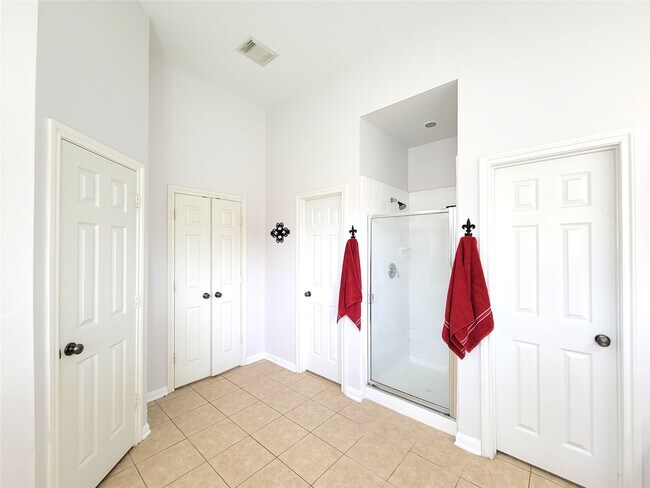 Building Photo - 17715 Laguna Trail Dr