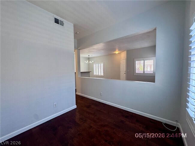 Building Photo - 251 S Green Valley Pkwy