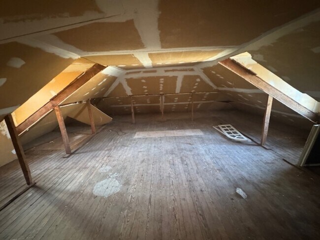 Building Photo - 3508 Grantley Rd