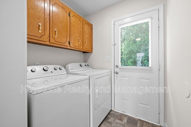 Building Photo - 1248 Verkler Dr