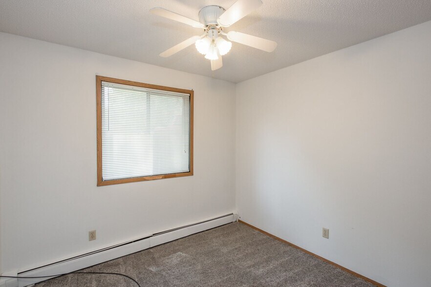 Building Photo - 318 Finkbine Ln
