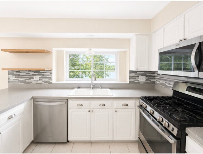 Building Photo - 130 Park Ridge Ct