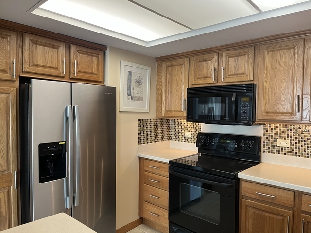 Building Photo - 155 N Harbor Dr