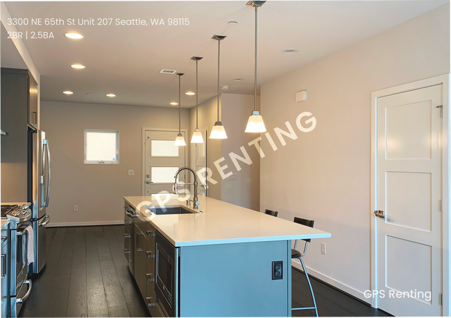 Building Photo - 3300 NE 65th St