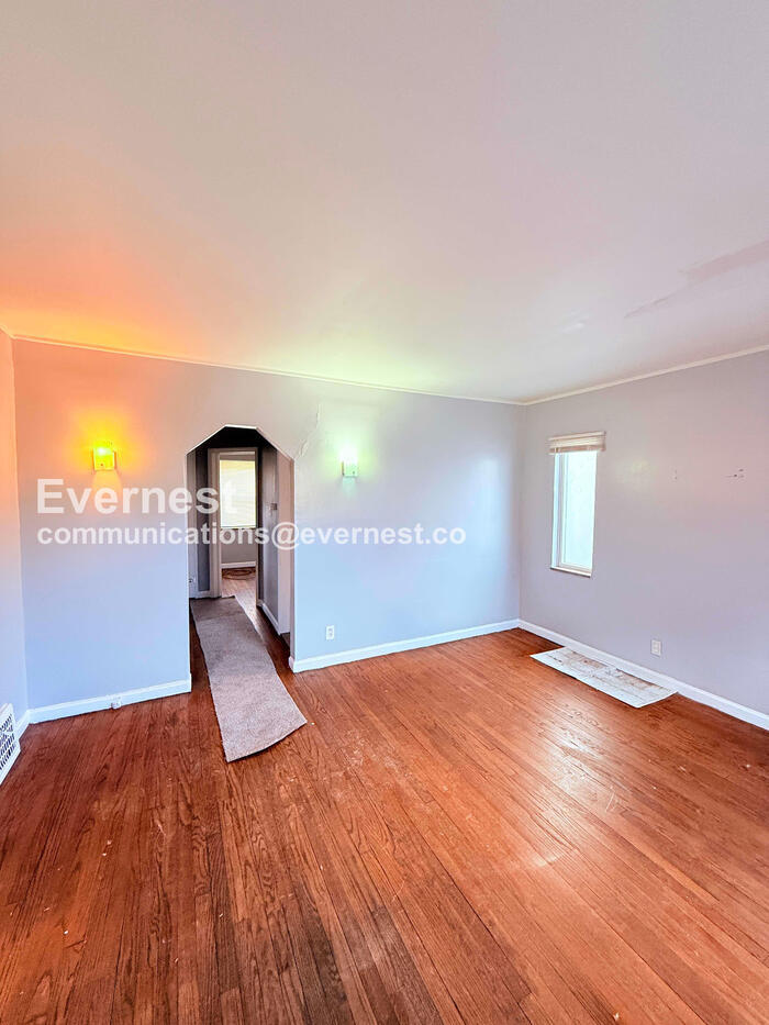 Building Photo - 13737 Capitol St