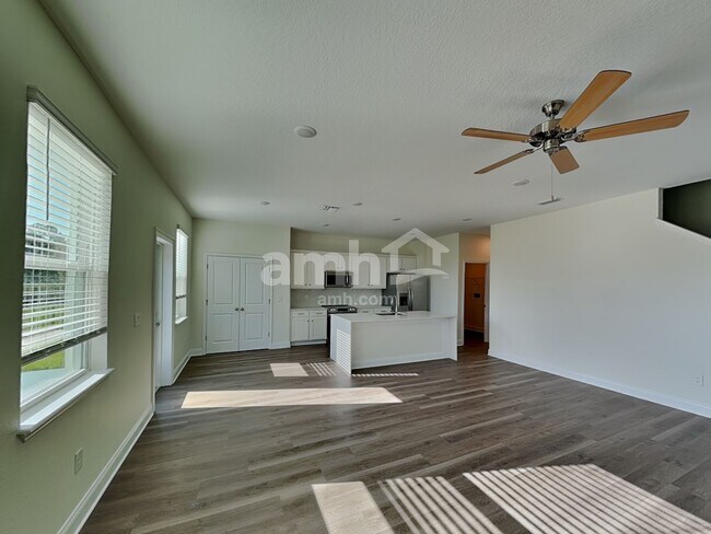 Building Photo - 5698 Dease Rd