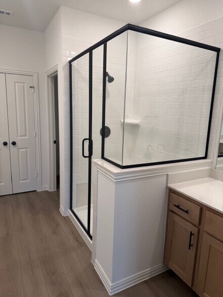 Building Photo - 636 Big Bend Dr