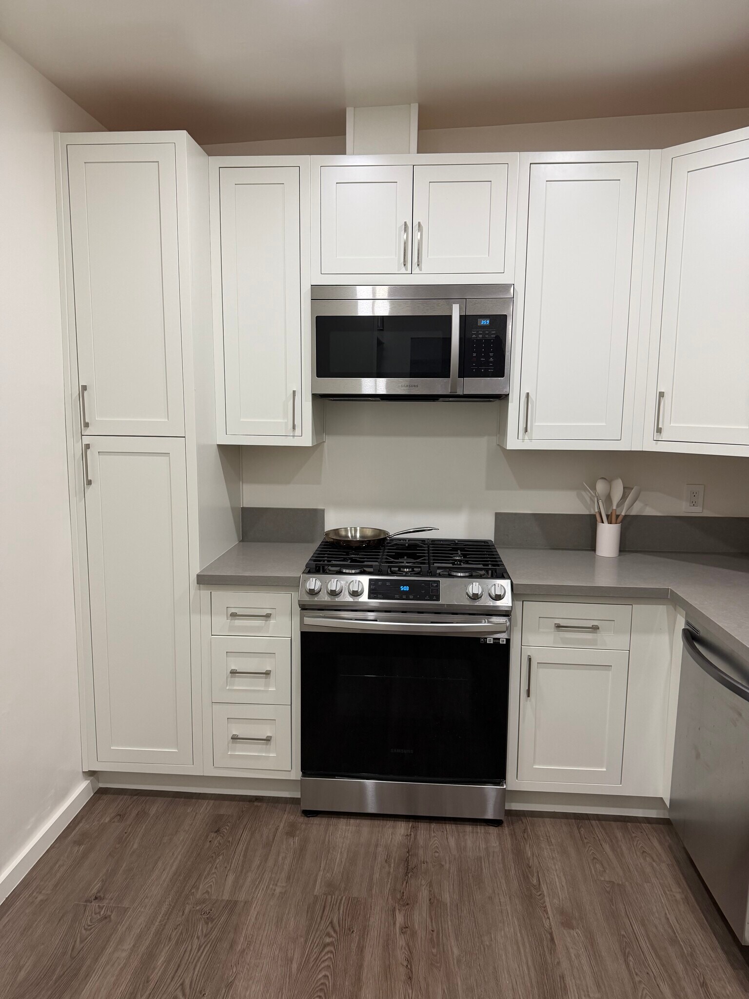 Building Photo - 6219 Monterey Rd